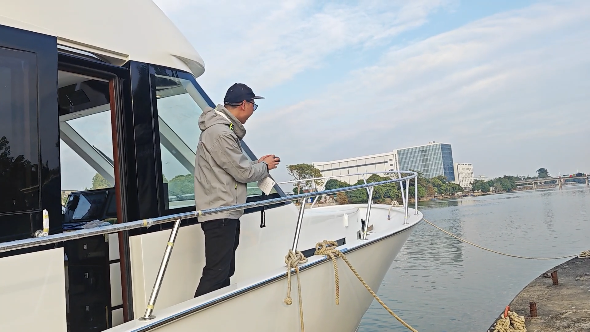 江華遊艇-Dockmate無線遙控泊船(chuán)系統